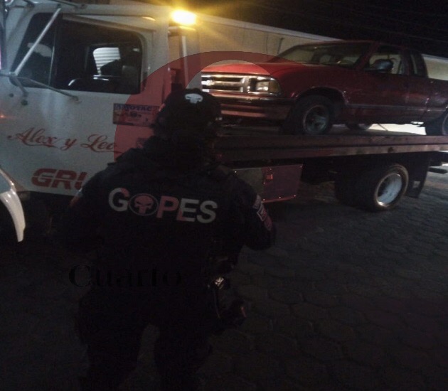 Grupo de Operaciones Especiales recupera en Zacatelco vehículo con