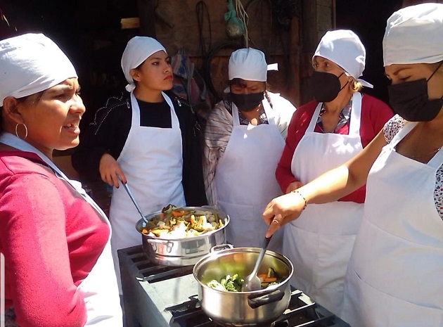 Capacita Gobierno De Zacatelco A Mujeres Para El Autoempleo Cuarto De