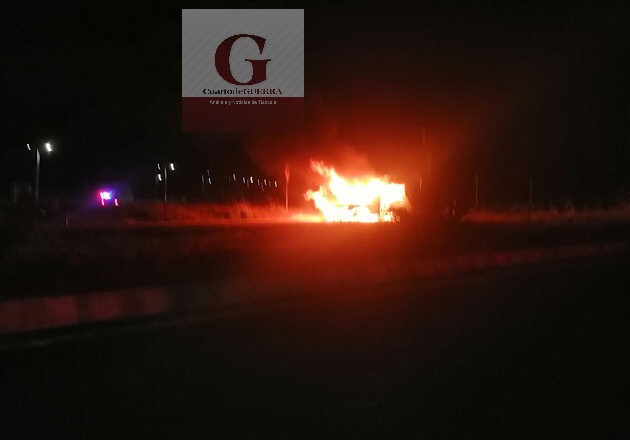 Se Incendia Veh Culo En Tlaxco Cuarto De Guerra Tlaxcala