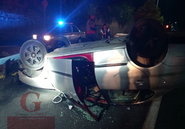 En Tepeyanco Deja Una Persona Lesionada La Volcadura De Un Auto En La