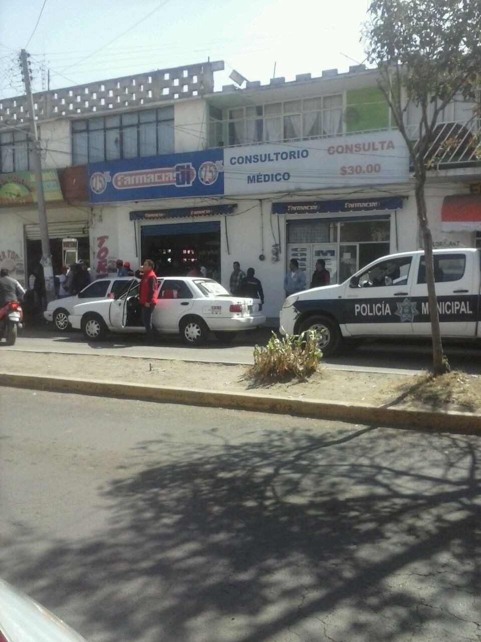 Frustra policía asalto a farmacia en Apizaco