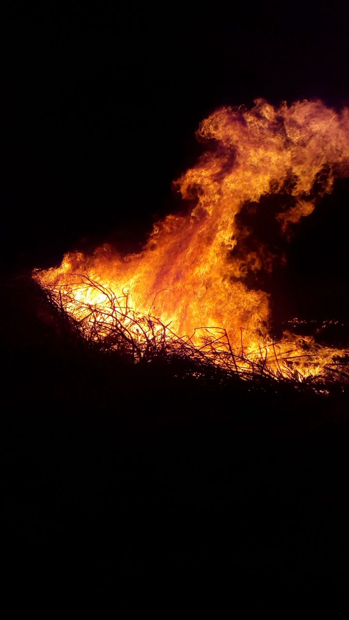 Reportan incendio de pastizal en San Lucas Tecopilco