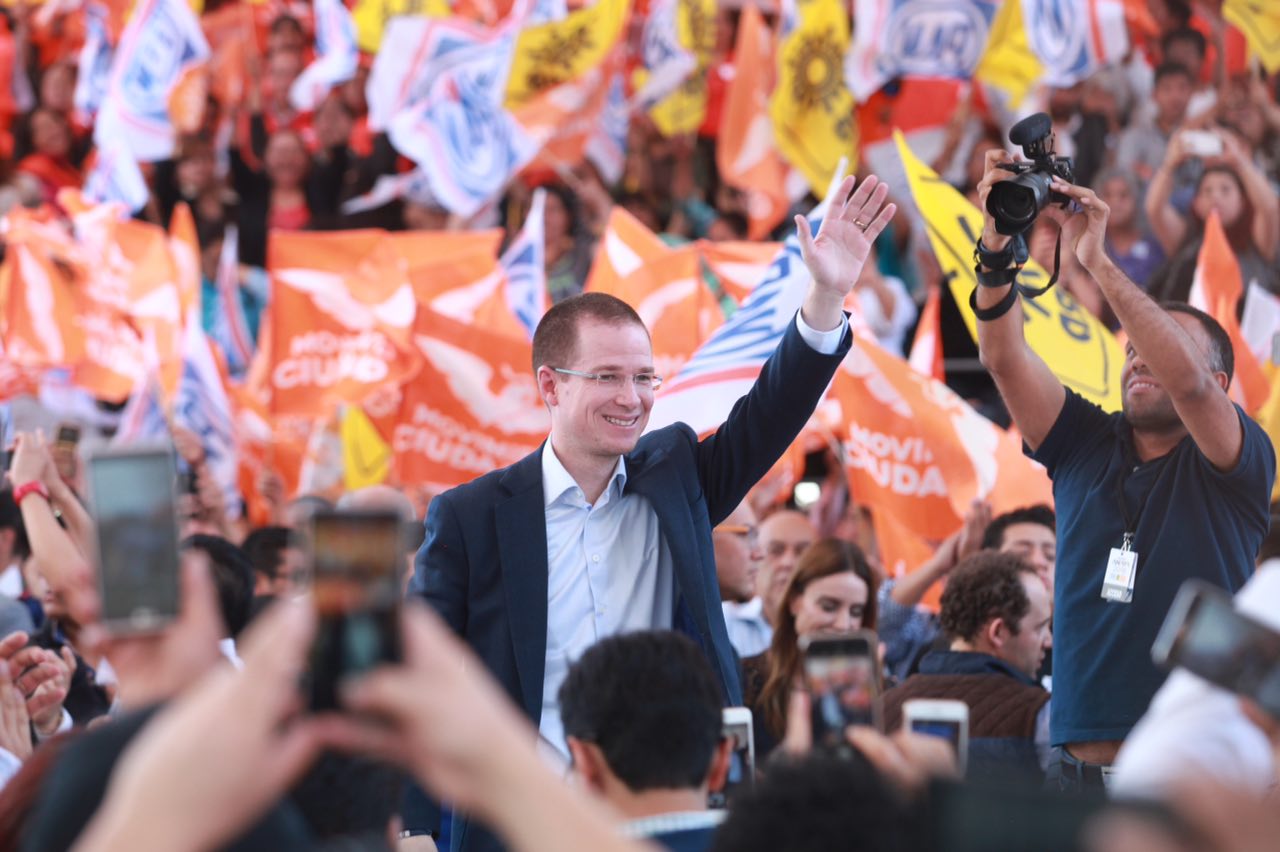 Registra Coalición Por México al Frente a Ricardo Anaya como candidato presidencial