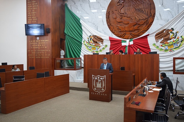 Mandatan se publique la reseña de la bandera de Tlaxcala