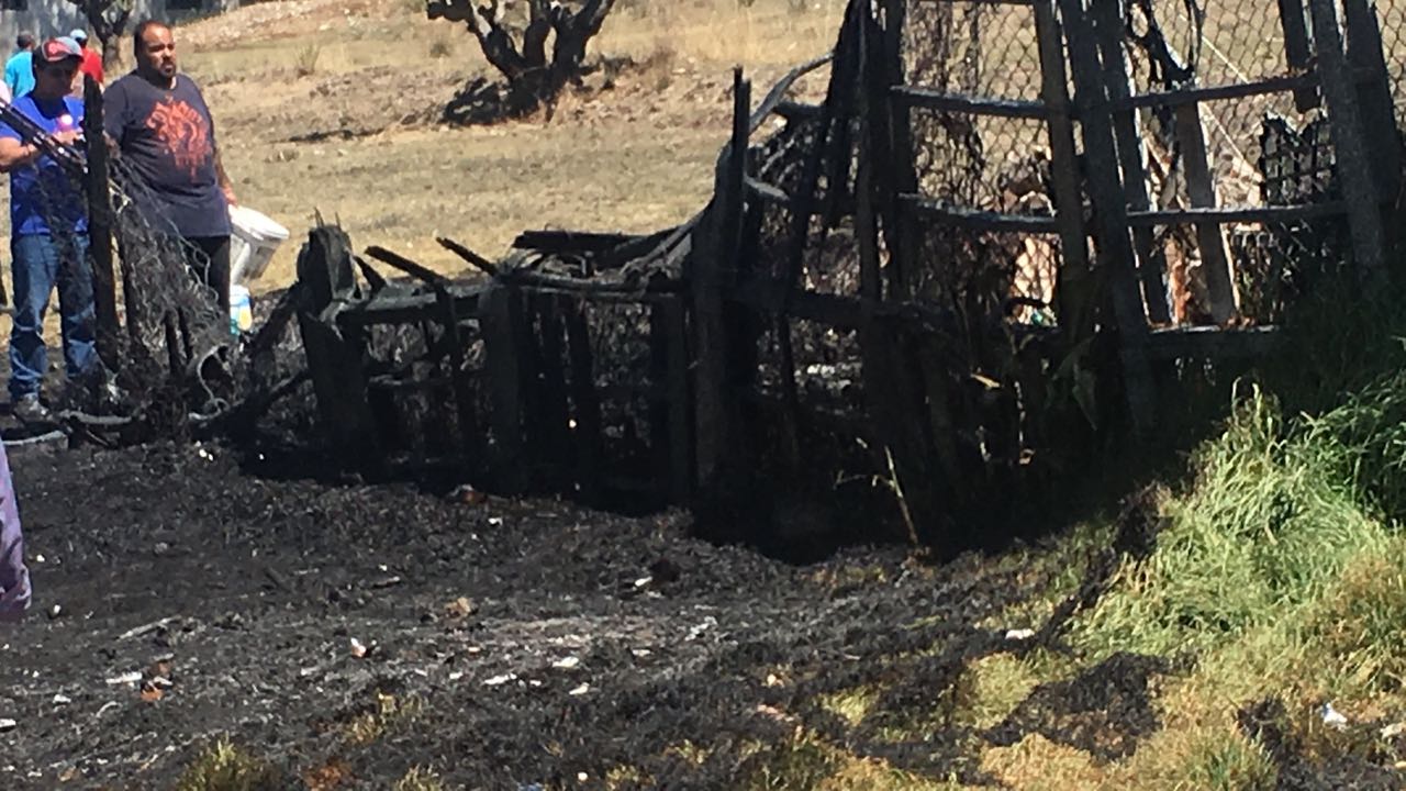 Incendio moviliza a servicios de emergencia en Apizaco