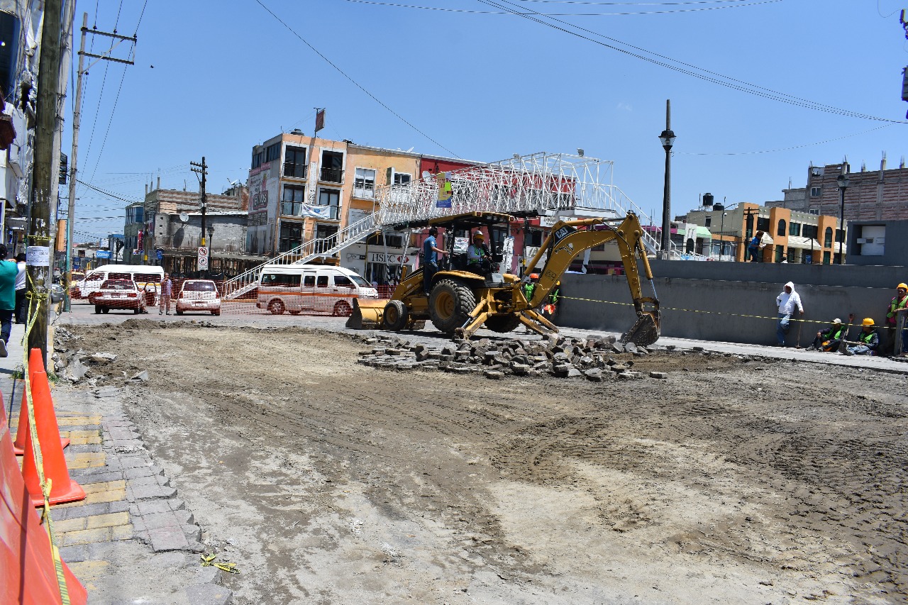 Informa Zacatelco de la construcción en la avenida Lerdo de Tejada