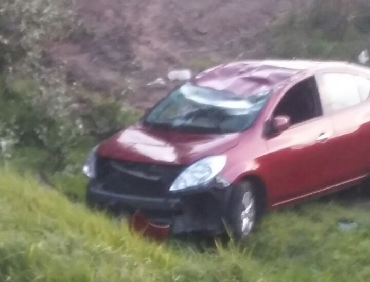 Se accidentan estudiantes de medicina en La Trinidad