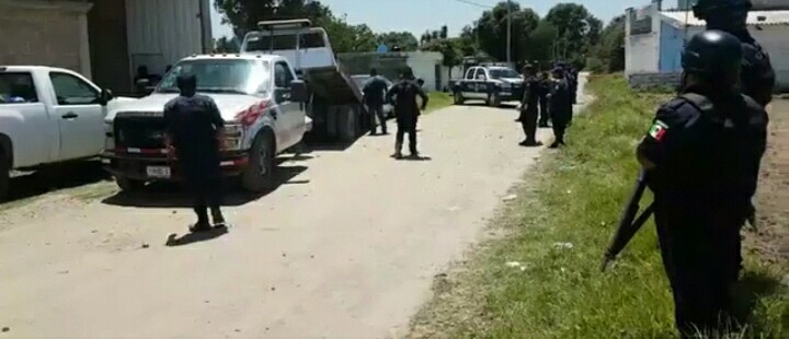 Asegura CES bodega con hidrocarburo en Xicohtzinco