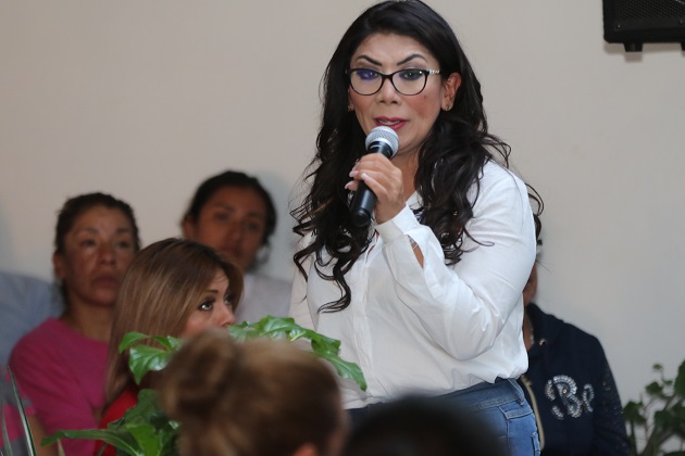 Para los jóvenes educación y empleo: Alejandra Ramírez