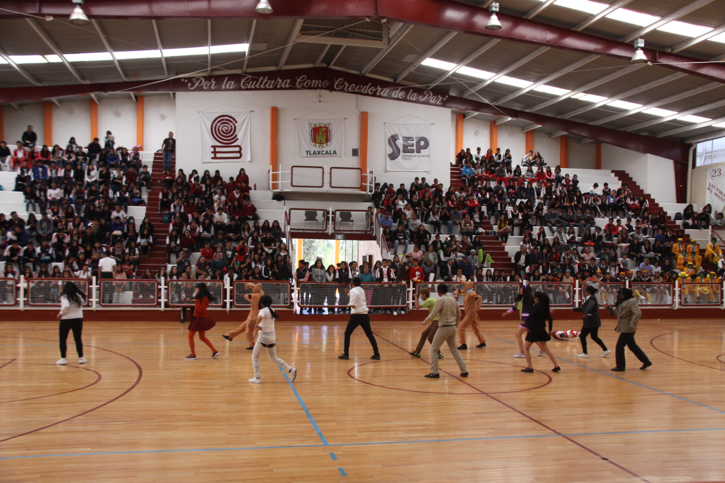 Cobat de Papalotla obtiene primer lugar en intercolegial de baile