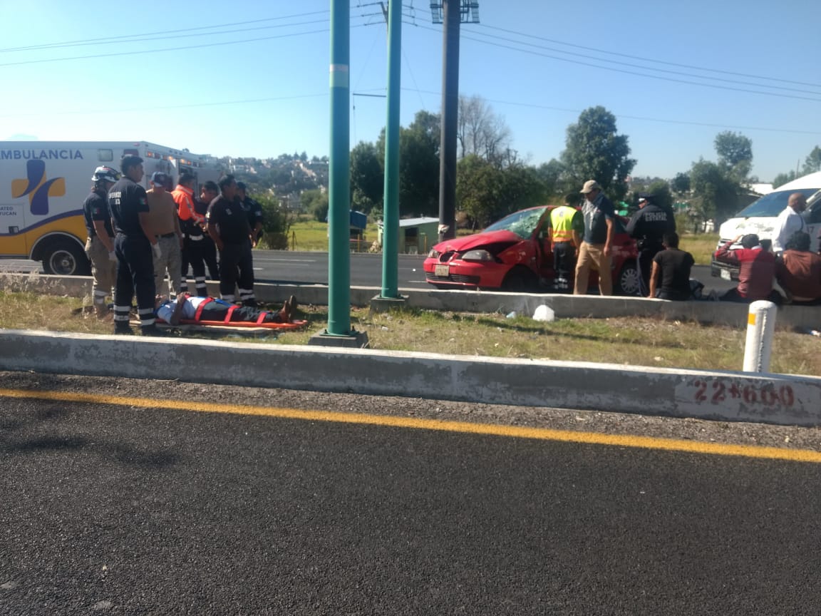 Varios heridos deja choque en la Tlaxcala-San Martín