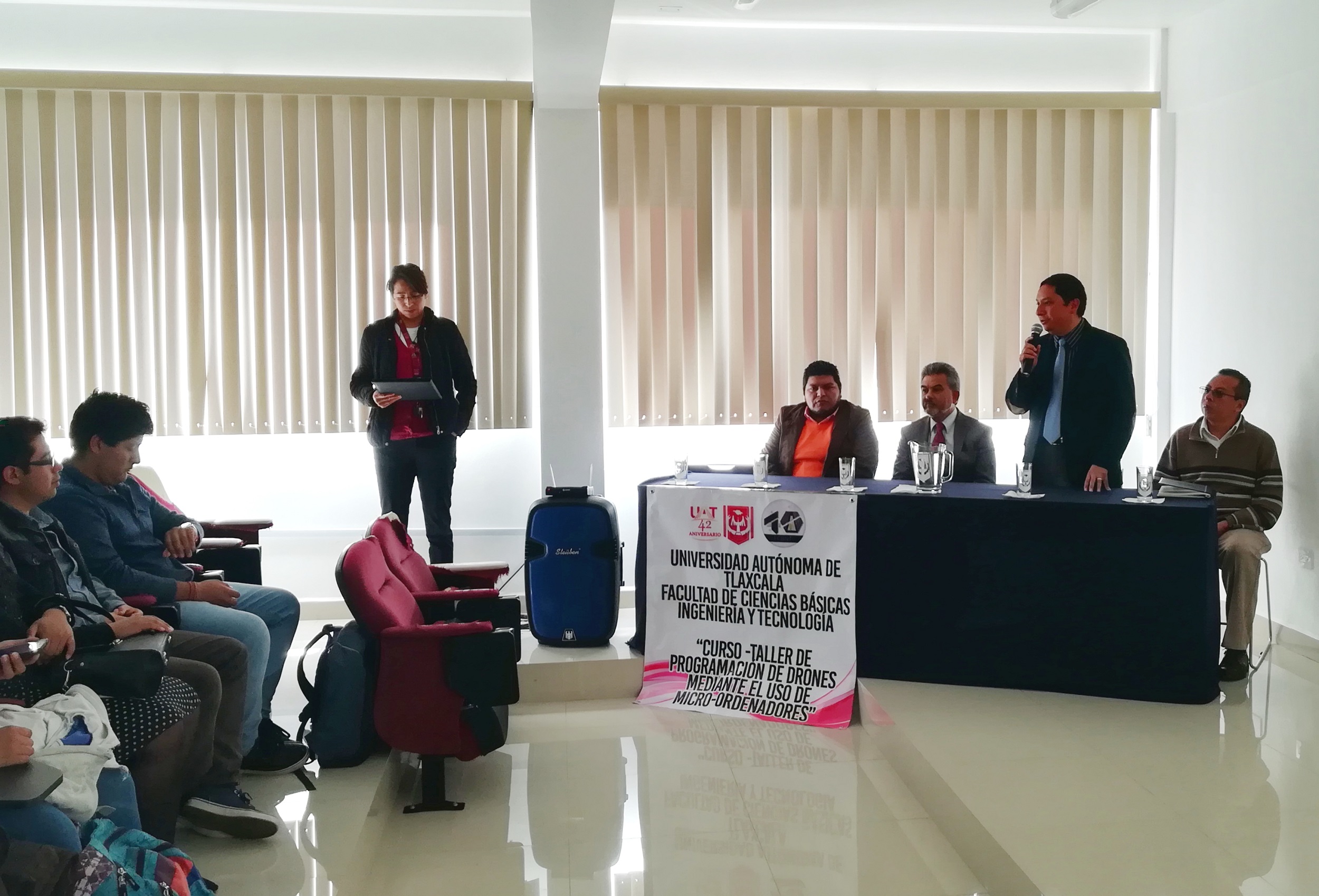 El Cuarto de Guerra - Efectuó UATx Curso-taller de programación de ... El Cuarto de Guerra - Efectuó UATx Curso-taller de programación de ...