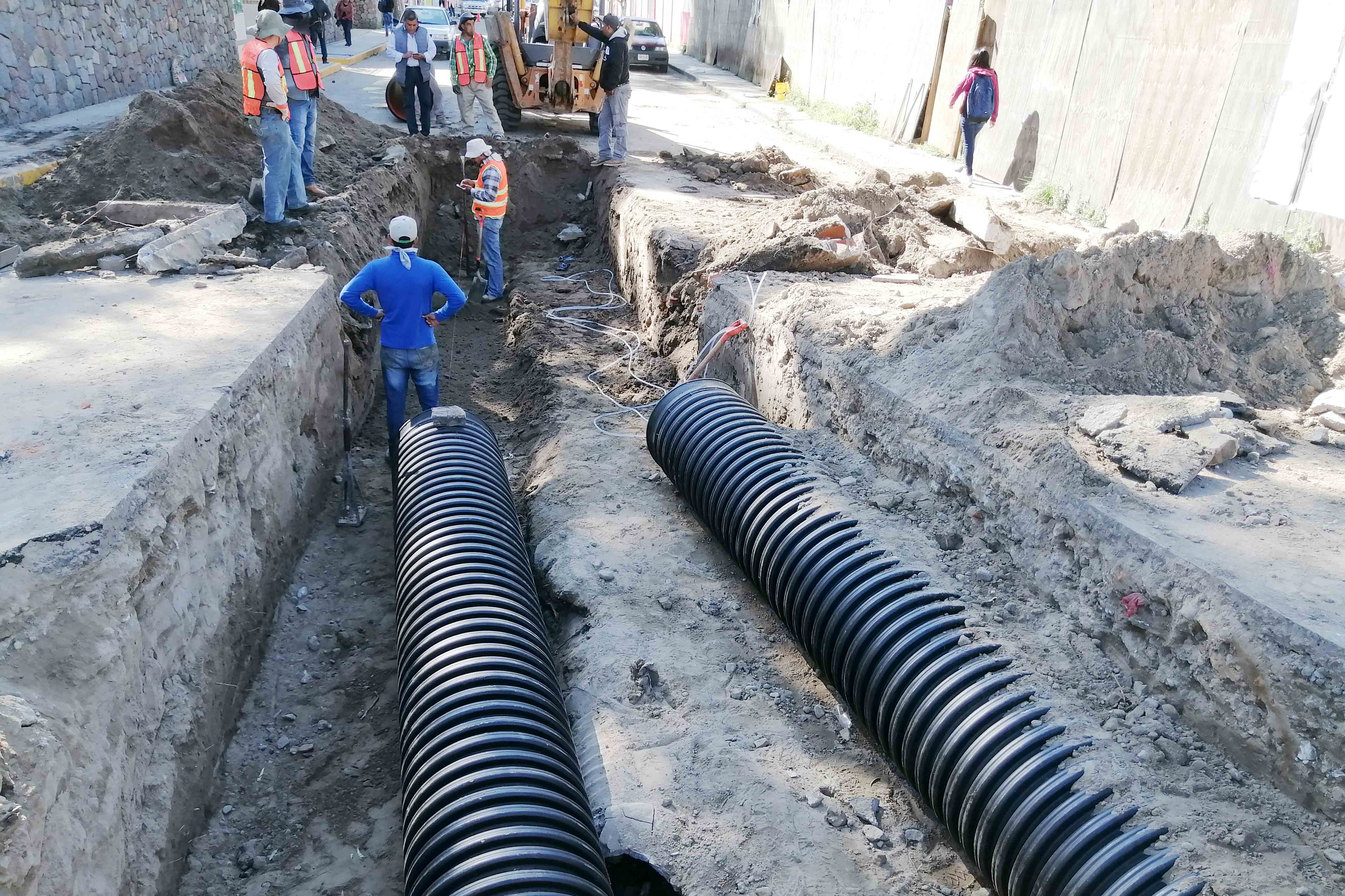 Construyen drenaje pluvial y sanitario en la capital del estado ...