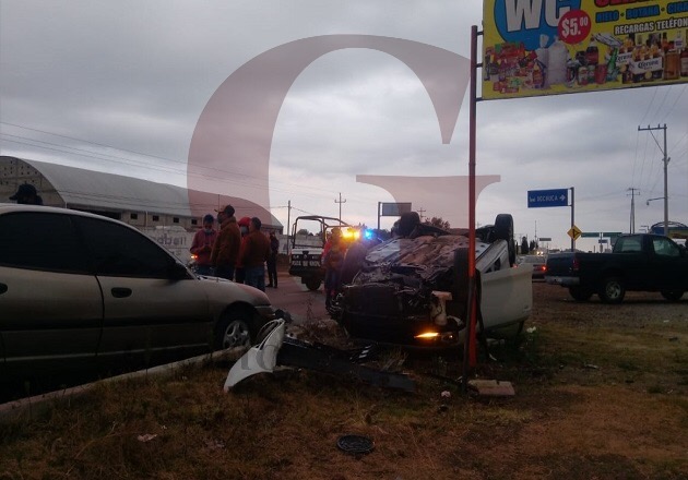 Dos Personas Heridas Deja Choque Múltiple En La Apizaco Tlaxco Cuarto De Guerra Tlaxcala 