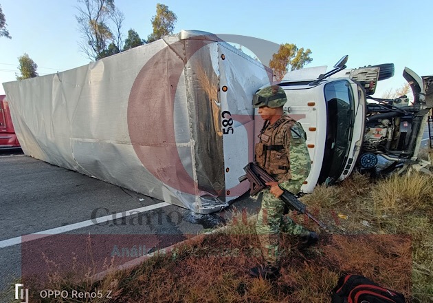 Precaución: Volcadura De Tráiler Provoca Cierre De Autopista Tlaxcala ...