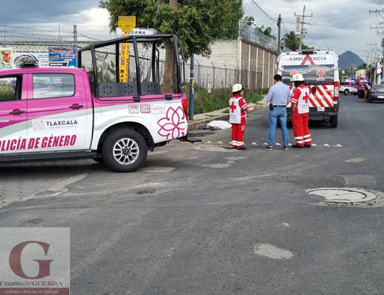 Muere Un Hombre A Balazos; Mujer Policía Se Debate Entre La Vida Y La ...