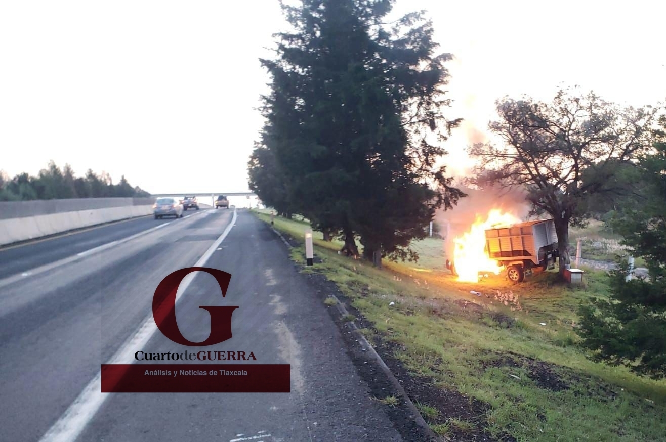 Se Salvan Tras Volcadura E Incendio De Su Camioneta, En El Libramiento ...