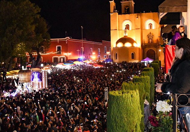 La tradición y fe huamantleca brilla en la Noche que Nadie Duerme