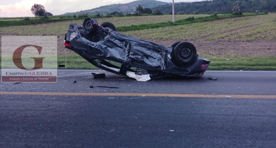 Accidente de tránsito en la México-Veracruz deja lesionados y daños materiales, a la altura de Sanctórum