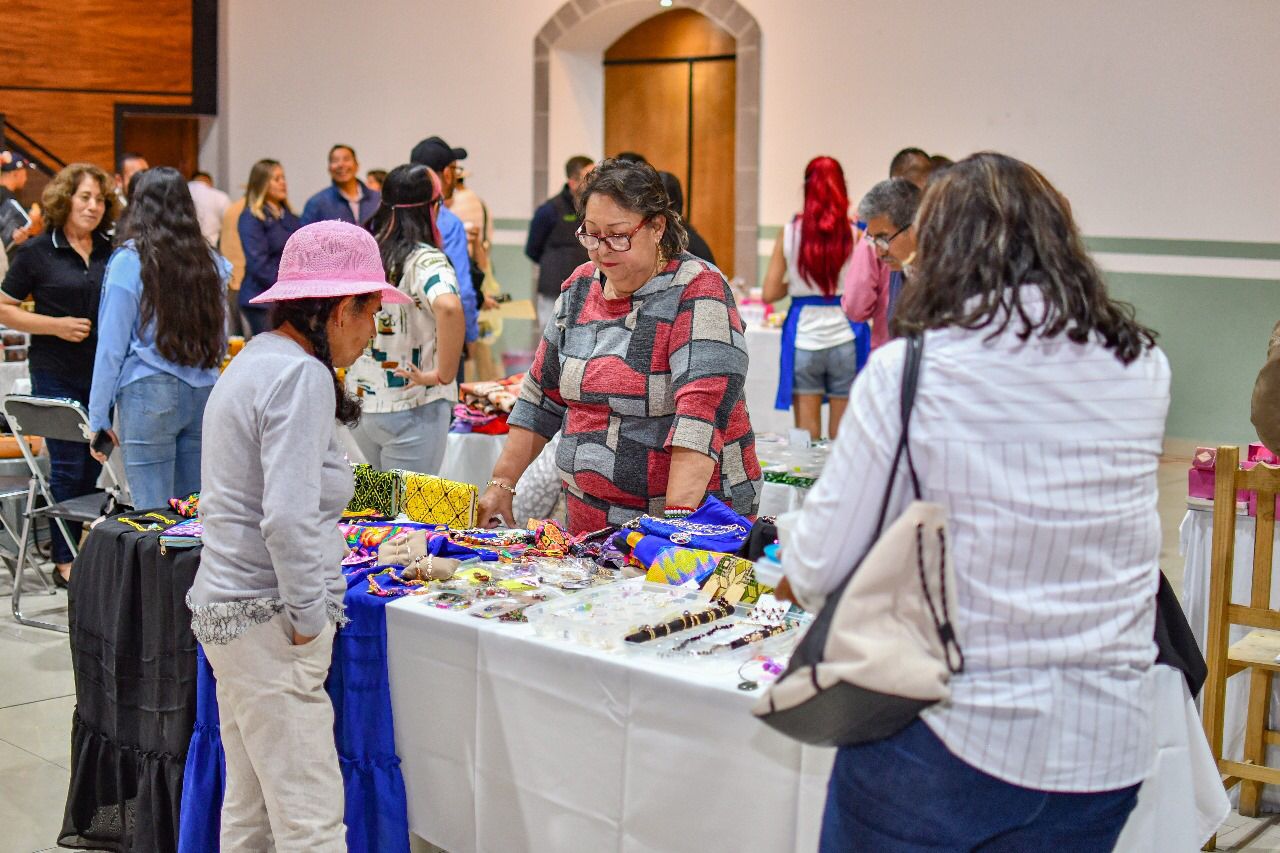 Impulsa gobierno municipal de Huamantla consumo local con Feria del Emprendimiento