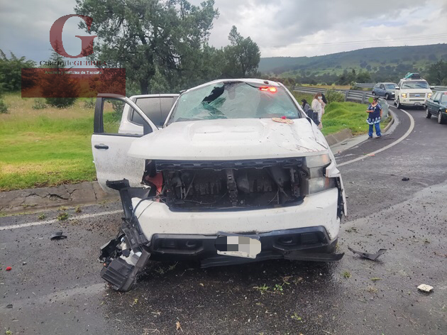 Funcionaria de Veracruz sufre accidente en Tlaxcala