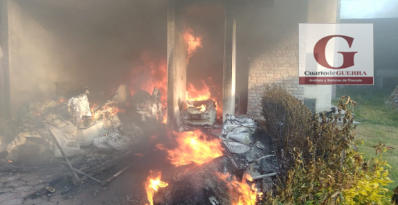 Bomberos de Tlaxcala sofocan incendio en casa habitación de Chiautempan