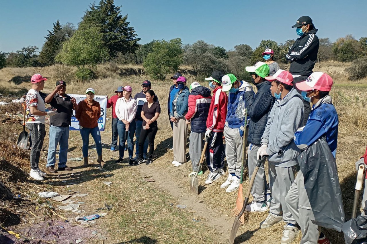 Gobierno de Huamantla limpia y rescata espacios públicos en coordinación con el ITJ