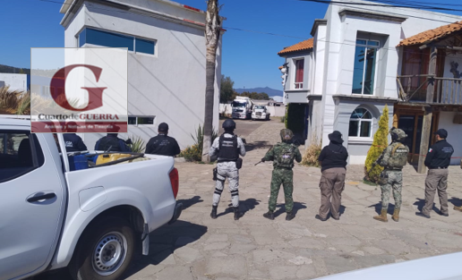 Catean hotel en Tetla por presunto huachicol