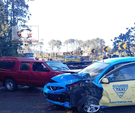 Accidente en carretera Tlaxco-Chignahuapan deja cuatro lesionados