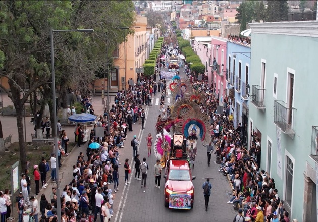 Desfile de ‘Carnaval Tlaxcala 2025’ luce en todo su esplendor colores, vestuarios y música