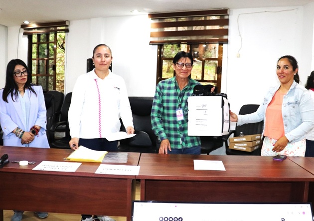 Integró INE Tlaxcala Sobres Paquete Electoral de Seguridad del voto anticipado de 94 tlaxcaltecas