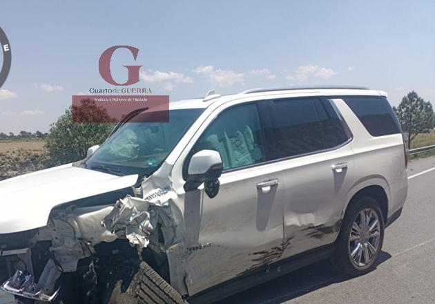 Accidente entre tres vehículos en la Amozoc-Perote deja cuantiosos daños materiales
