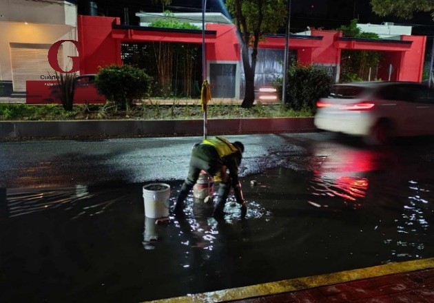 Baches y drenajes obstruidos causan múltiples accidentes en Atempan, Tlaxcala