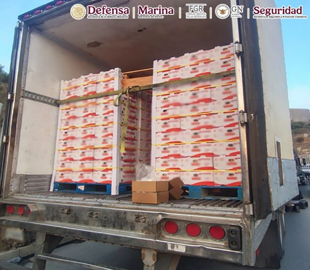 Impiden en Baja California traslado de más de una tonelada de metanfetamina