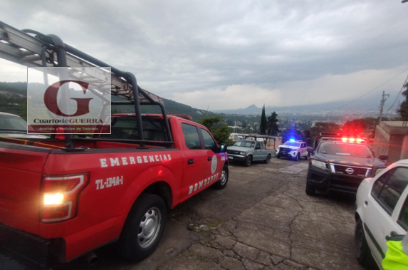 Padre e hijo ebrios caen a barranco en Totolac; agreden a rescatistas
