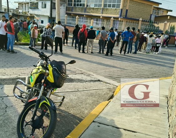 Pobladores de Cuahuixmatlac, Chiautempan amagan con linchar a presuntos ladrones