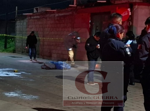 Hombre es asesinado, tras riña entre sujetos ebrios en Nativitas