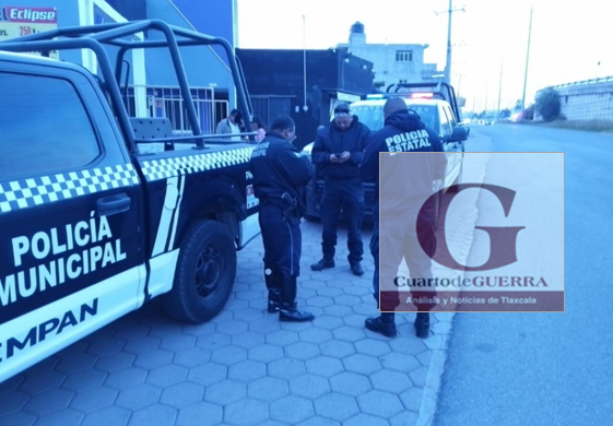 Roban vehículo en Vía Corta Chiautempan-Puebla; víctima acusa negligencia policial