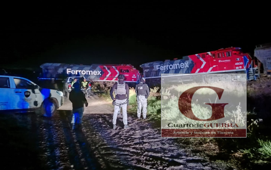 Personal de seguridad y protección civil de Tlaxco brinda auxilio tras descarrilamiento de Ferrocarril en Lagunillas
