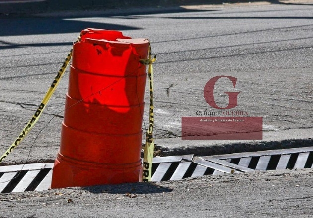 Cono advierte riesgo por alcantarilla floja en la carretera Tlaxcala–Santa Ana