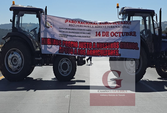 Bloqueos carreteros en Tlaxcala: Agricultores denuncian amenazas del estado y exigen precios justos