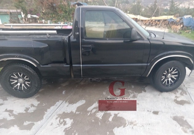 Roban camioneta durante baile patronal en Panotla