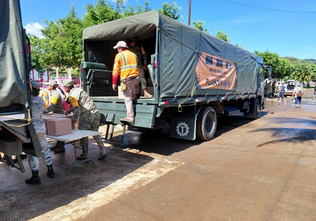 Con Plan DN-III-E atienden a comunidades afectadas por las lluvias en el sur de Veracruz