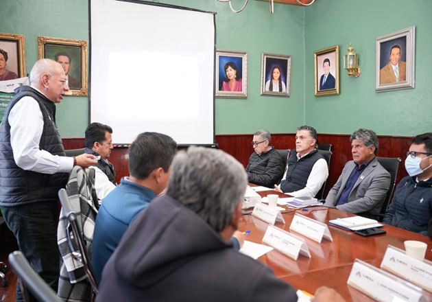 Alcalde Alfonso Sánchez García analiza con el Coltlax el plan de Ordenamiento Territorial para la capital