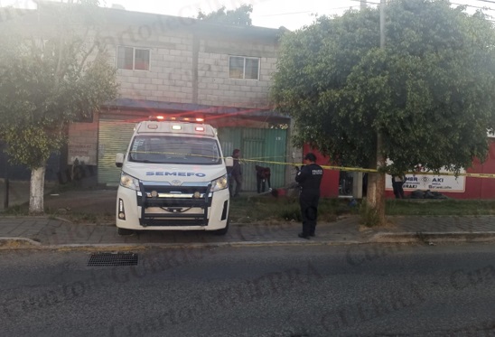 Localizan a hombre sin vida en la vía pública de Zacatelco
