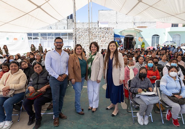 DIF Huamantla consolida acciones de salud para mujeres con entrega de lentes y estudios clínicos