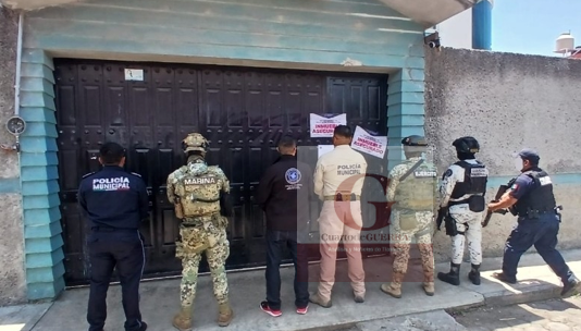 Cae sujeto y recuperan moto robada tras fuerte cateo en Ayometla