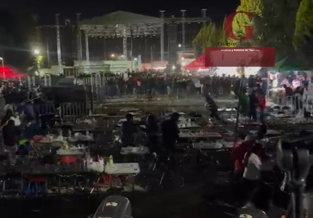 Mazatecochco tierra de nadie; baile de feria termina en batalla campal por berrinche del alcalde