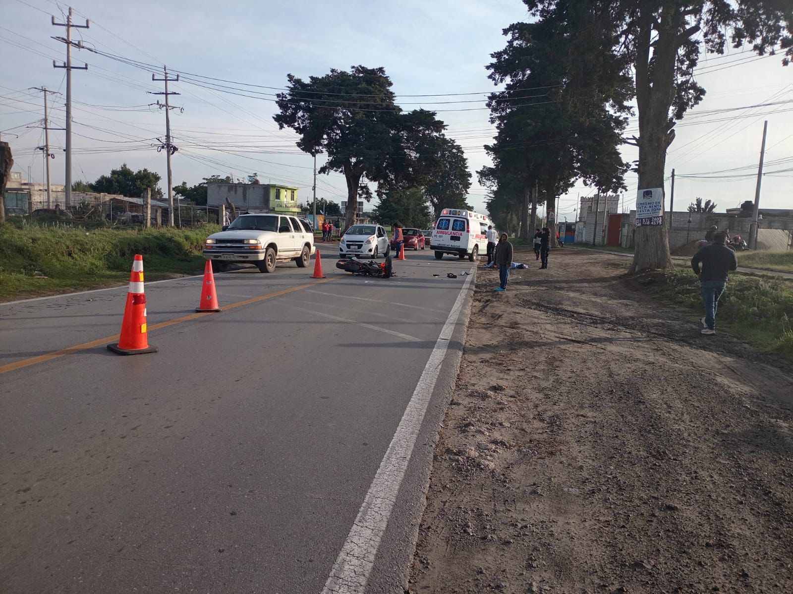 Dirección de Seguridad Pública brinda atención y apoyo vial tras hecho de tránsito en el camino a Benito Juárez