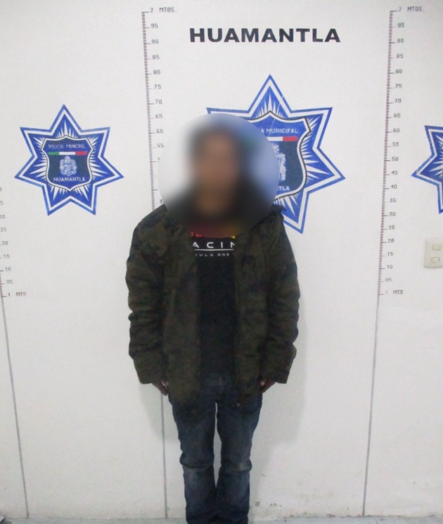 Asegura Seguridad Pública de Huamantla a dos personas por presunta posesión de sustancias ilícitas